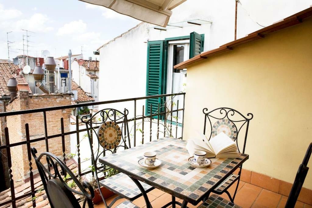 Rebby'S Terrace Apartment Florenţa Exterior foto